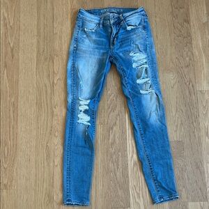 American Eagle - Ripped Jeans